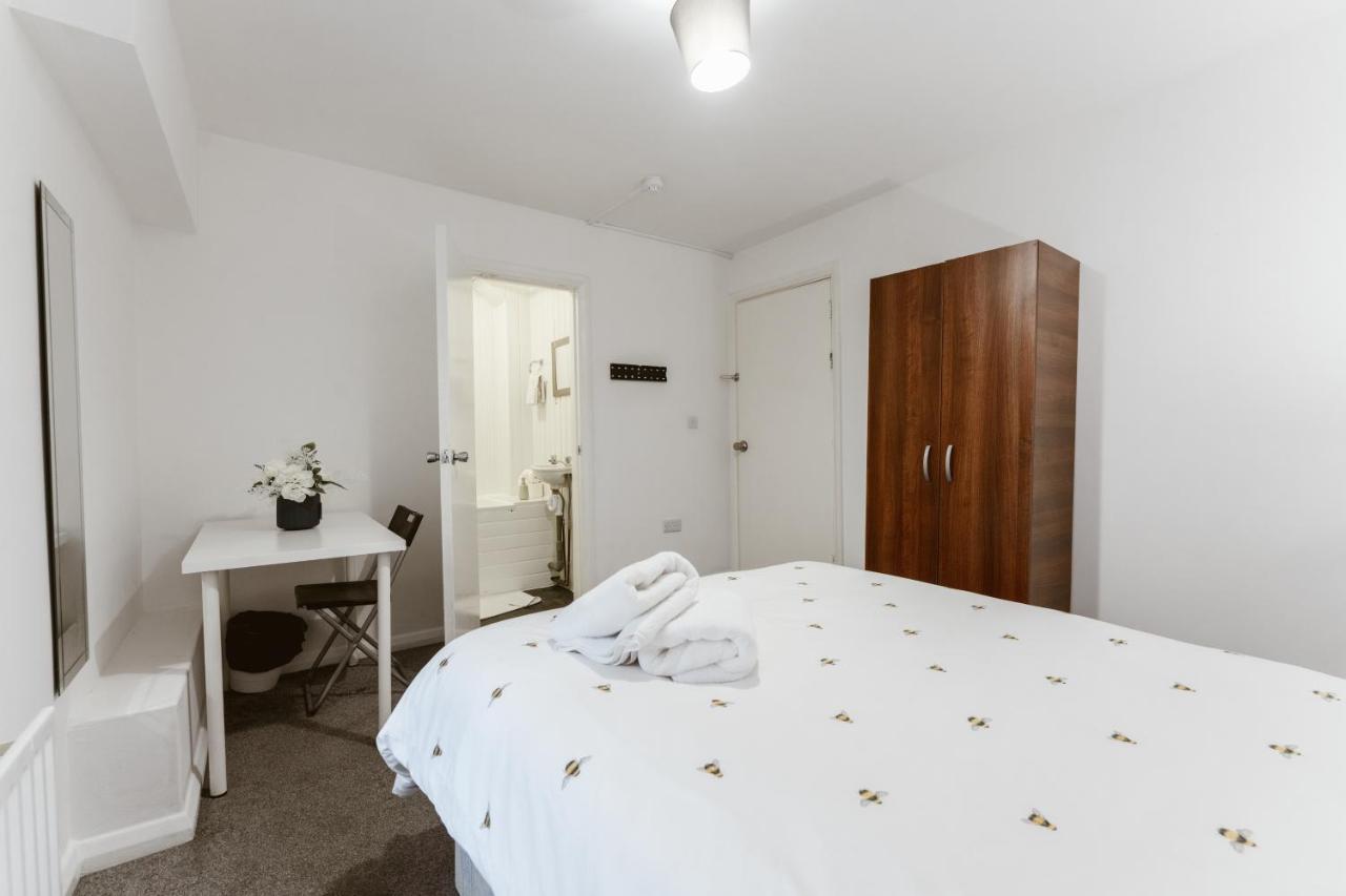 Whitechapel En-Suite Beds To Stay London Eksteriør billede
